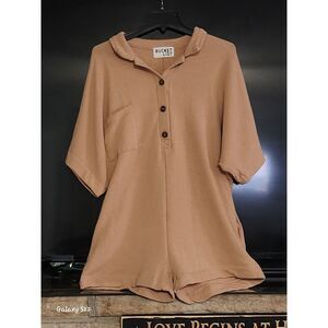 Bucketlist women's short sleeve tan romper size medium